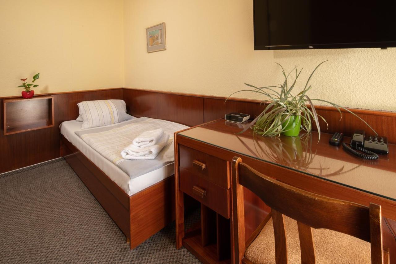 Hotel Lázeňská dependance Réva Janské Lázně Esterno foto